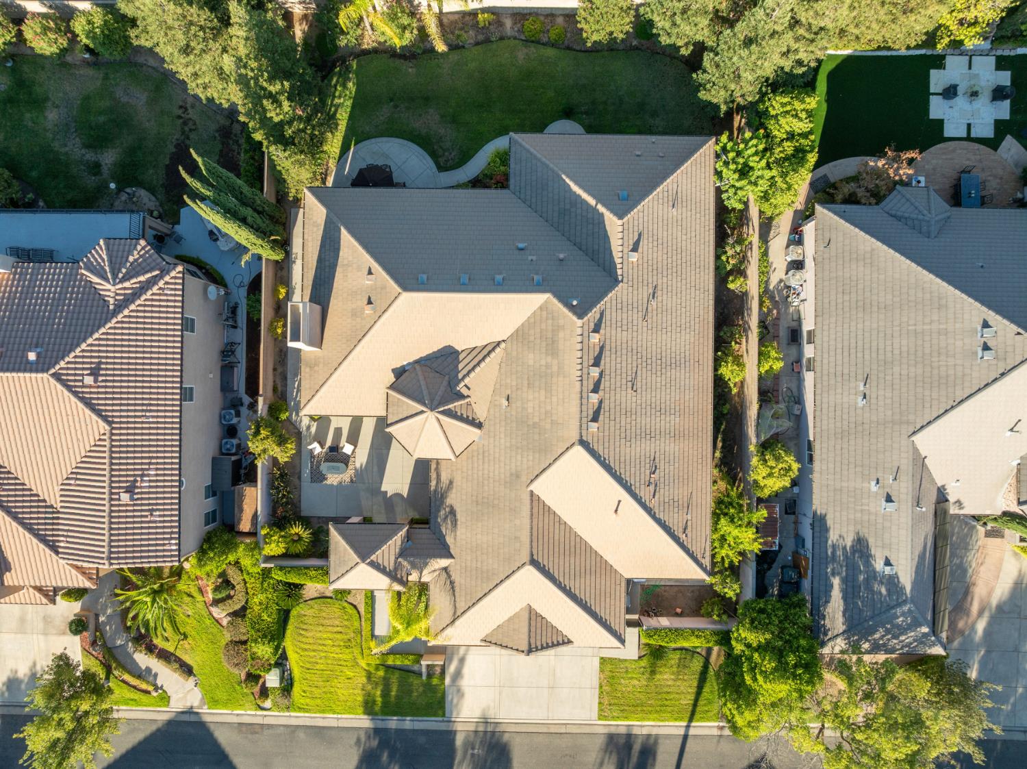 10788 N Golden Eagle Dr, Fresno, CA 93730