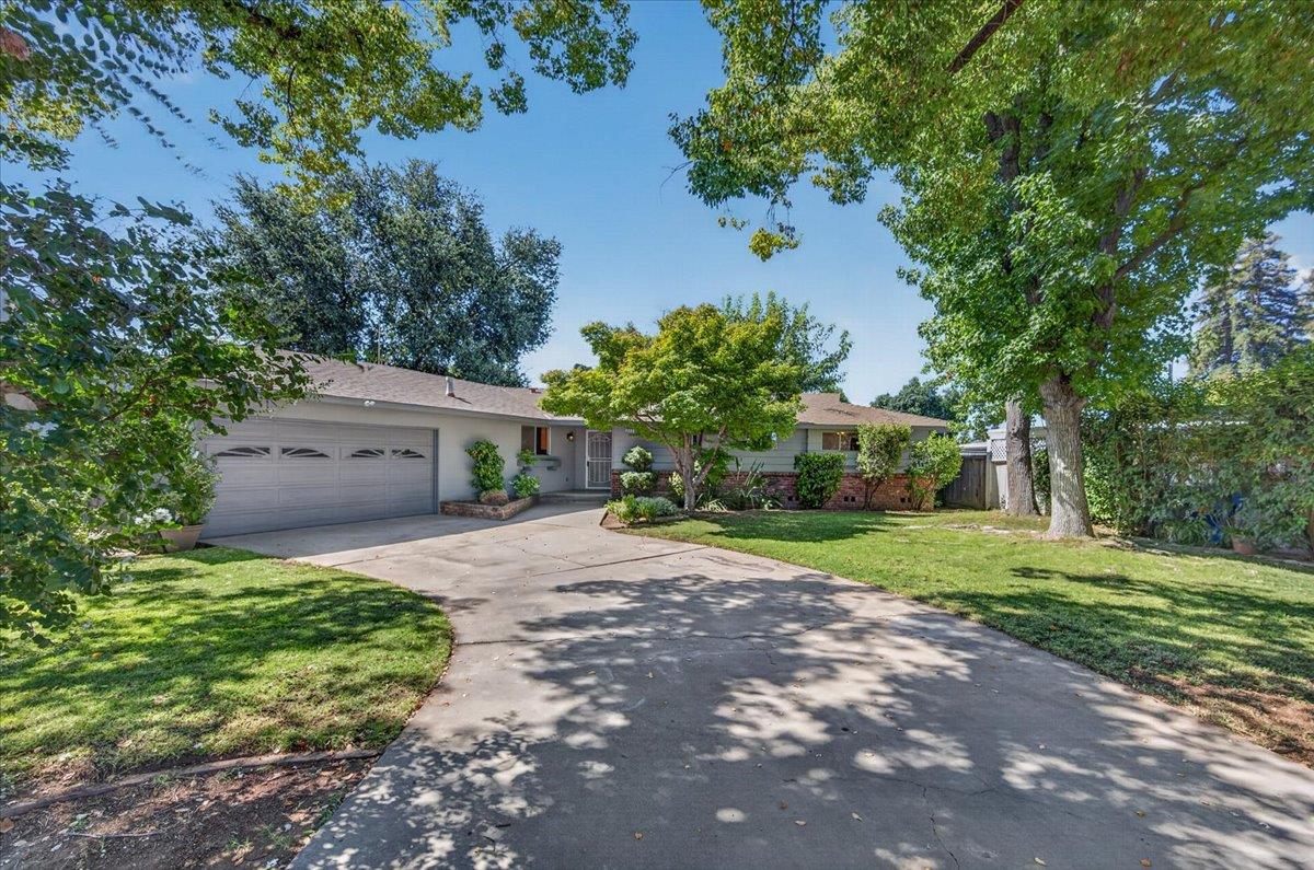 277 W Browning Ave, Fresno, CA 93704