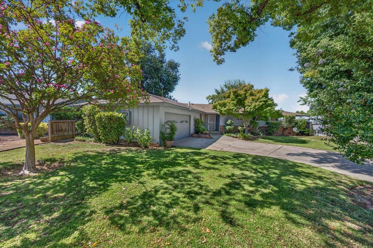 277 W Browning Ave, Fresno, CA 93704