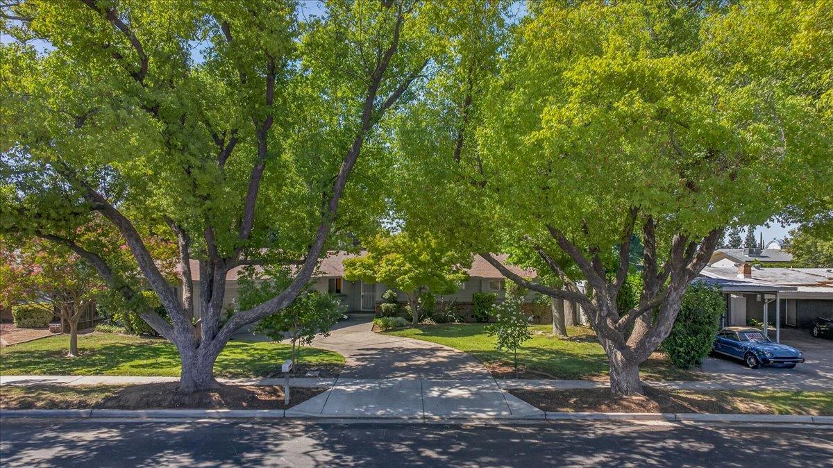277 W Browning Ave, Fresno, CA 93704