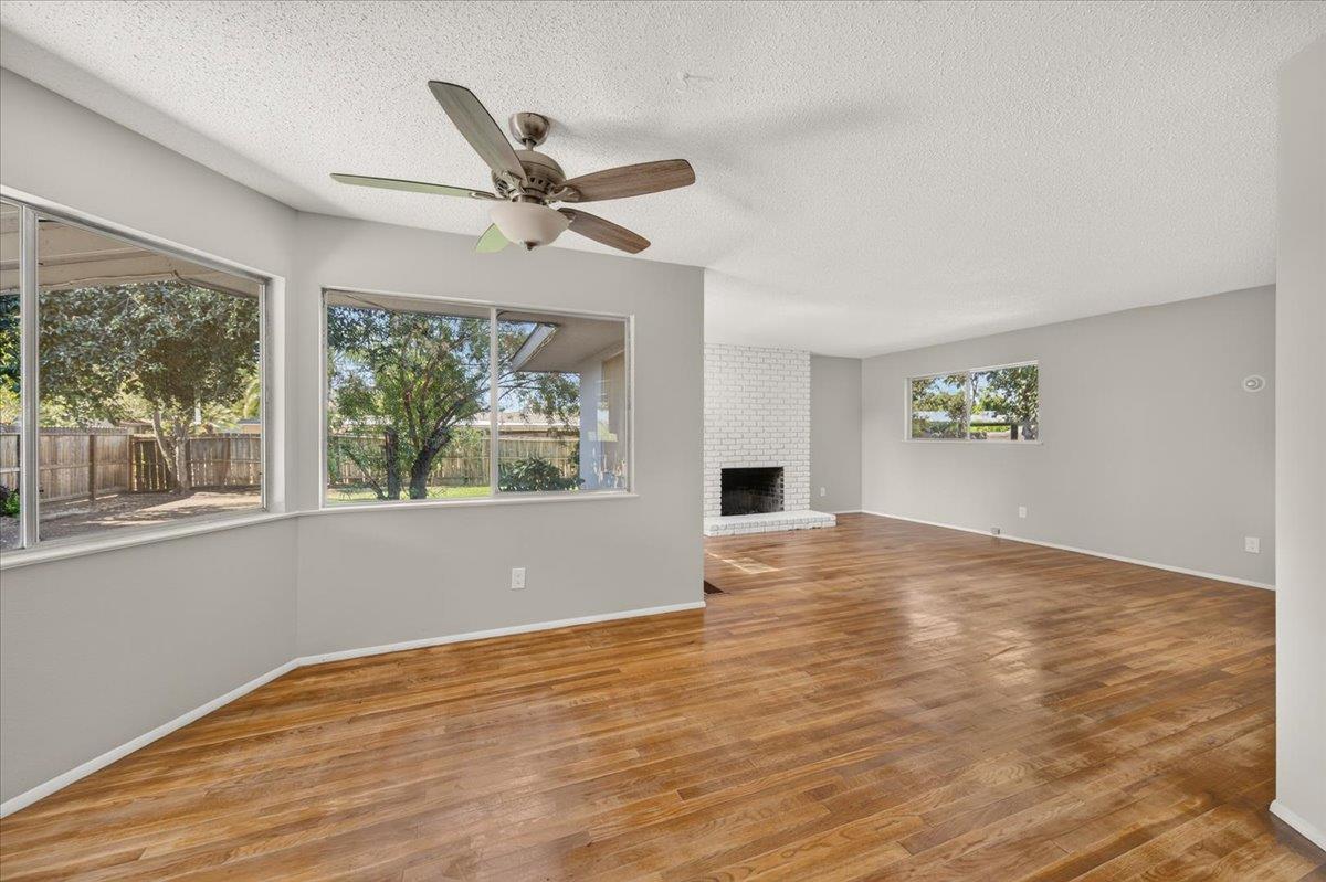277 W Browning Ave, Fresno, CA 93704