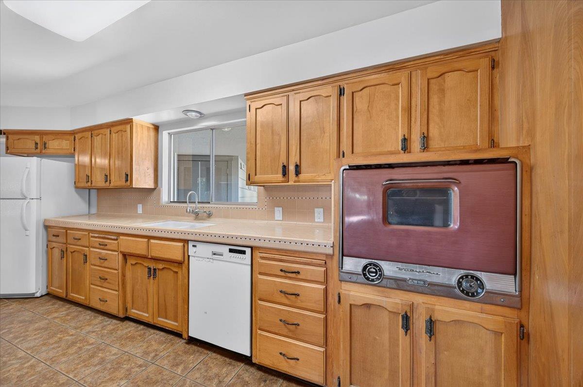277 W Browning Ave, Fresno, CA 93704