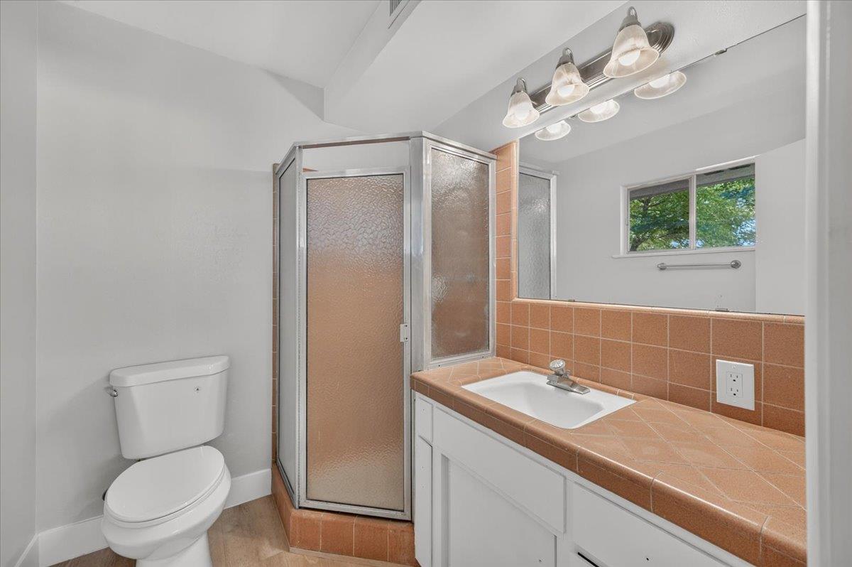 277 W Browning Ave, Fresno, CA 93704