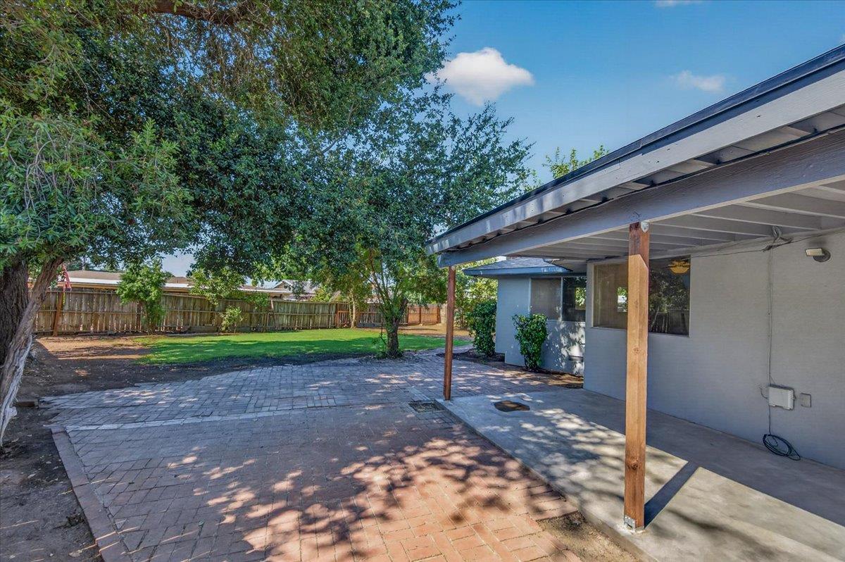 277 W Browning Ave, Fresno, CA 93704