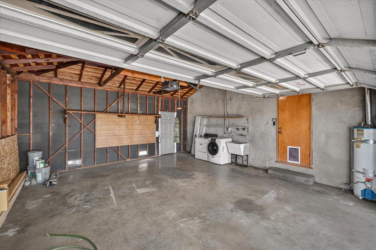 277 W Browning Ave, Fresno, CA 93704