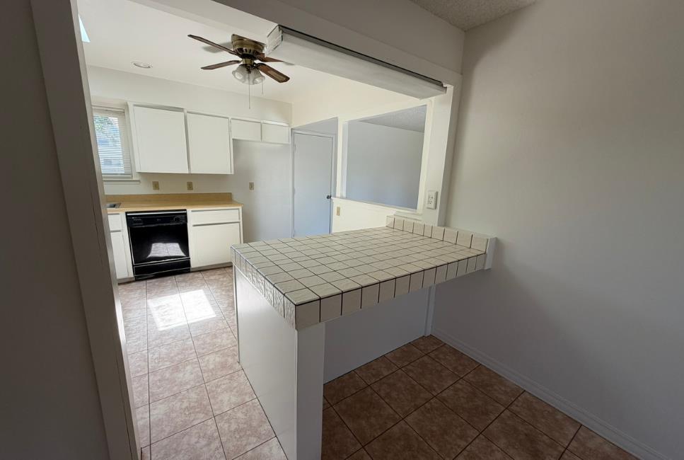 3337 Stanford Ave, Clovis, CA 93611