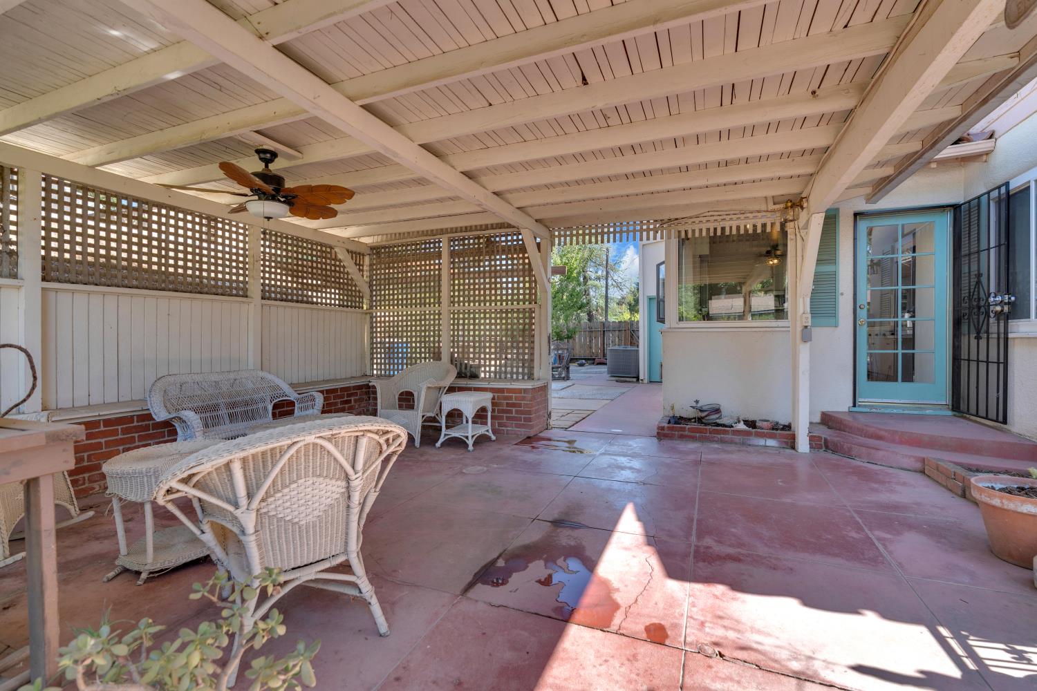 3662 N Wishon Ave, Fresno, CA 93704
