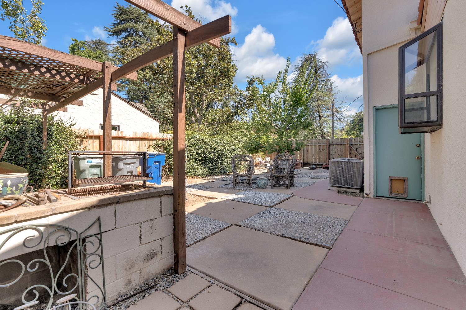 3662 N Wishon Ave, Fresno, CA 93704