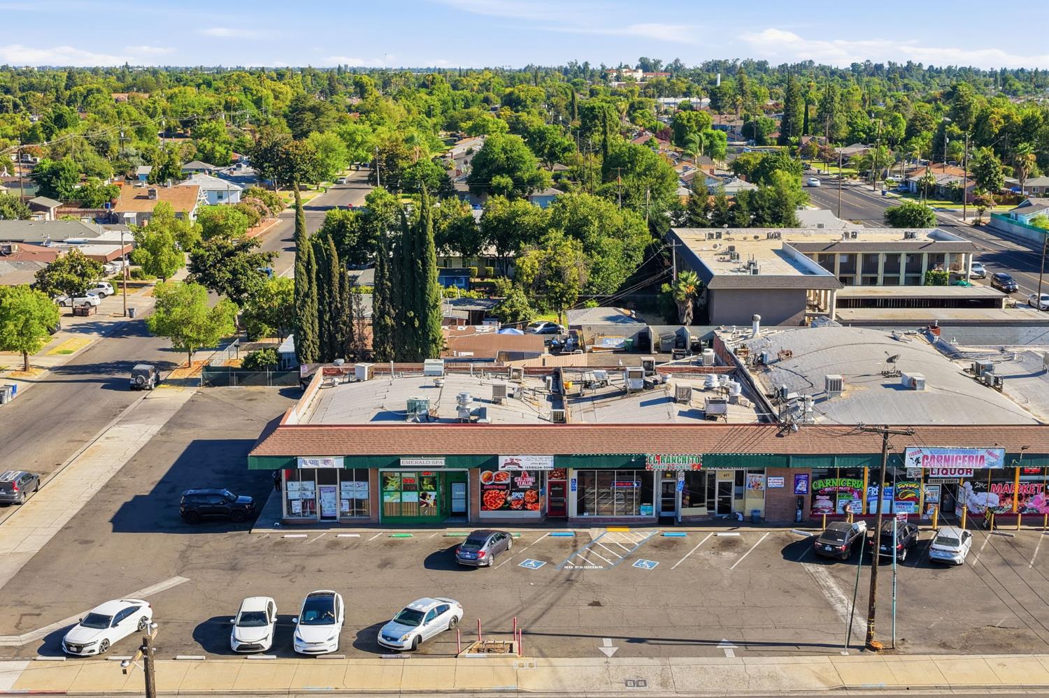 413 W Shields Ave, Fresno, CA 93705