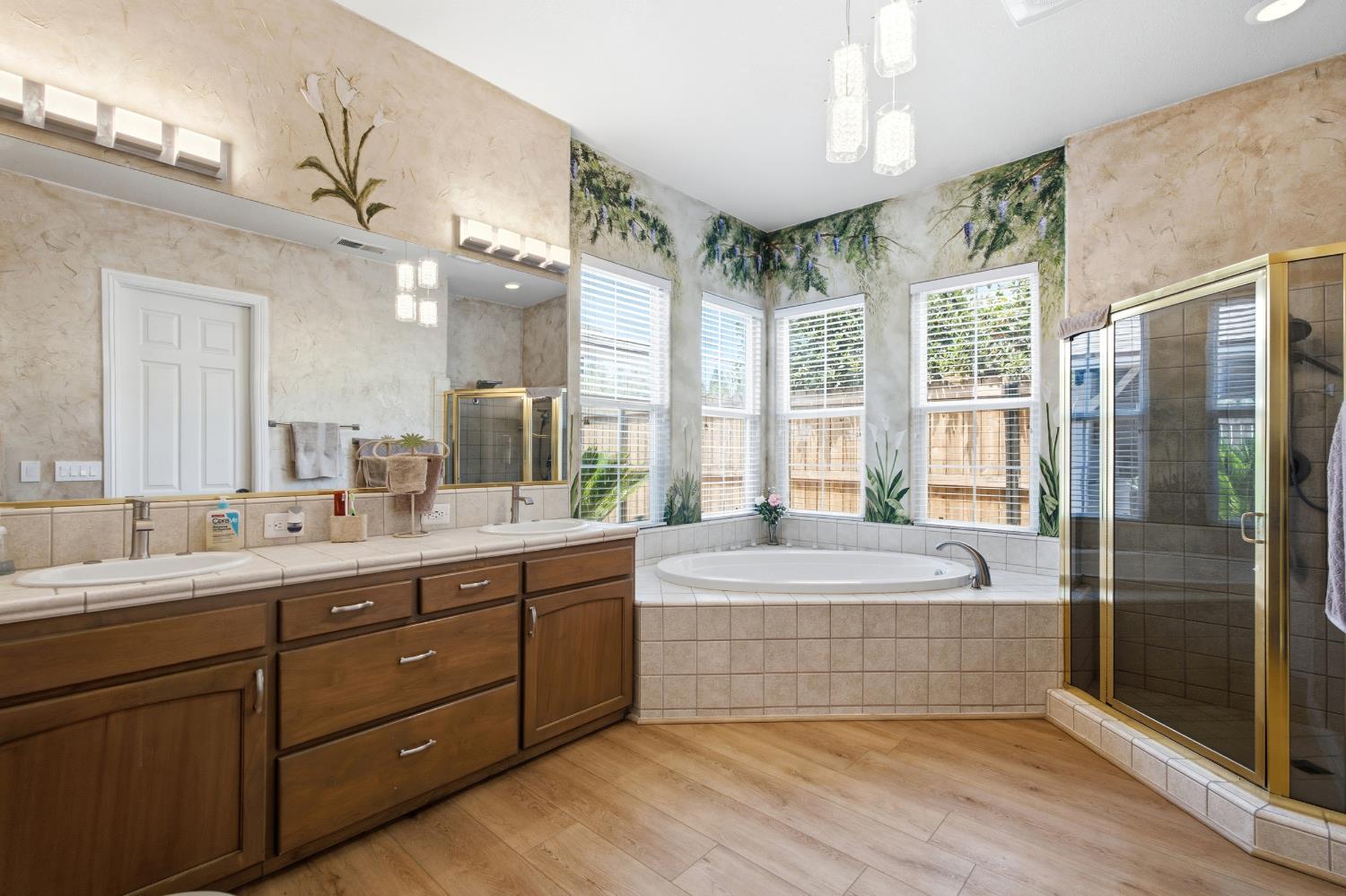 1670 N Filbert Ave, Clovis, CA 93619