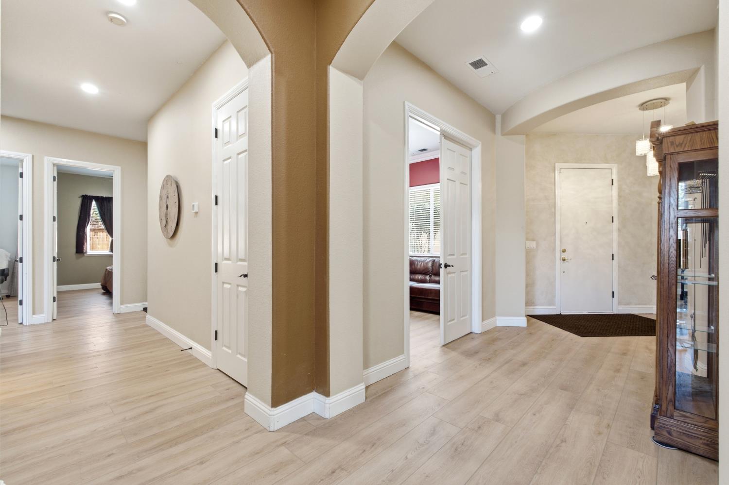 1670 N Filbert Ave, Clovis, CA 93619