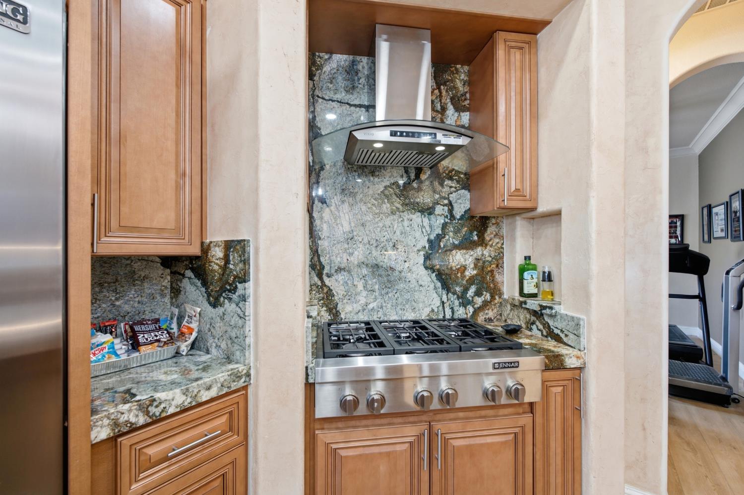 1670 N Filbert Ave, Clovis, CA 93619