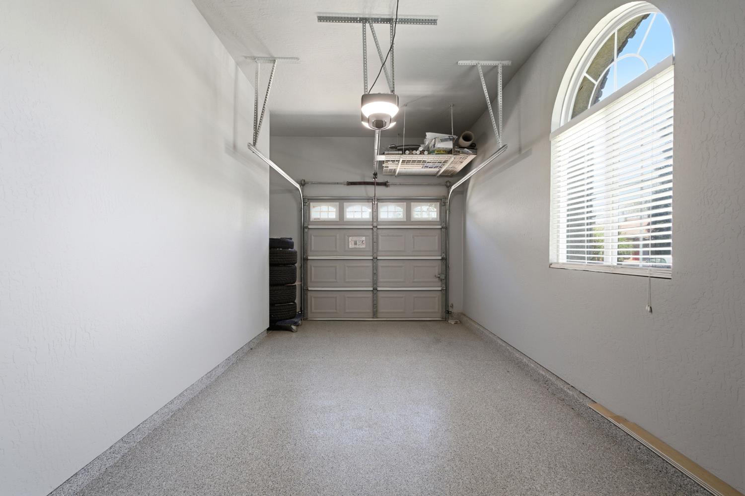 1670 N Filbert Ave, Clovis, CA 93619