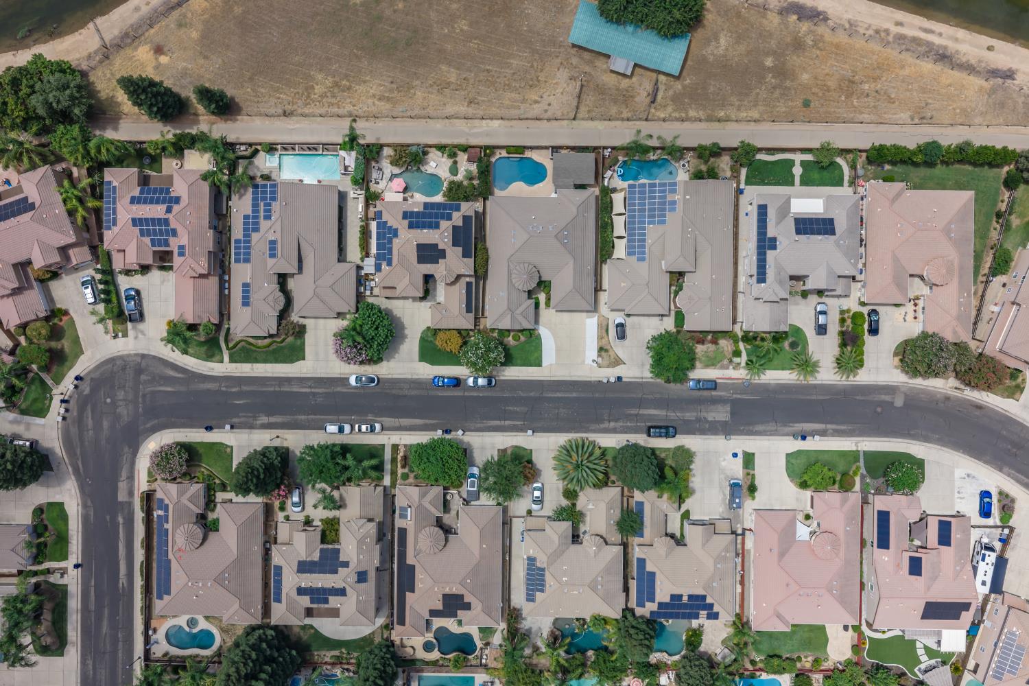 1670 N Filbert Ave, Clovis, CA 93619