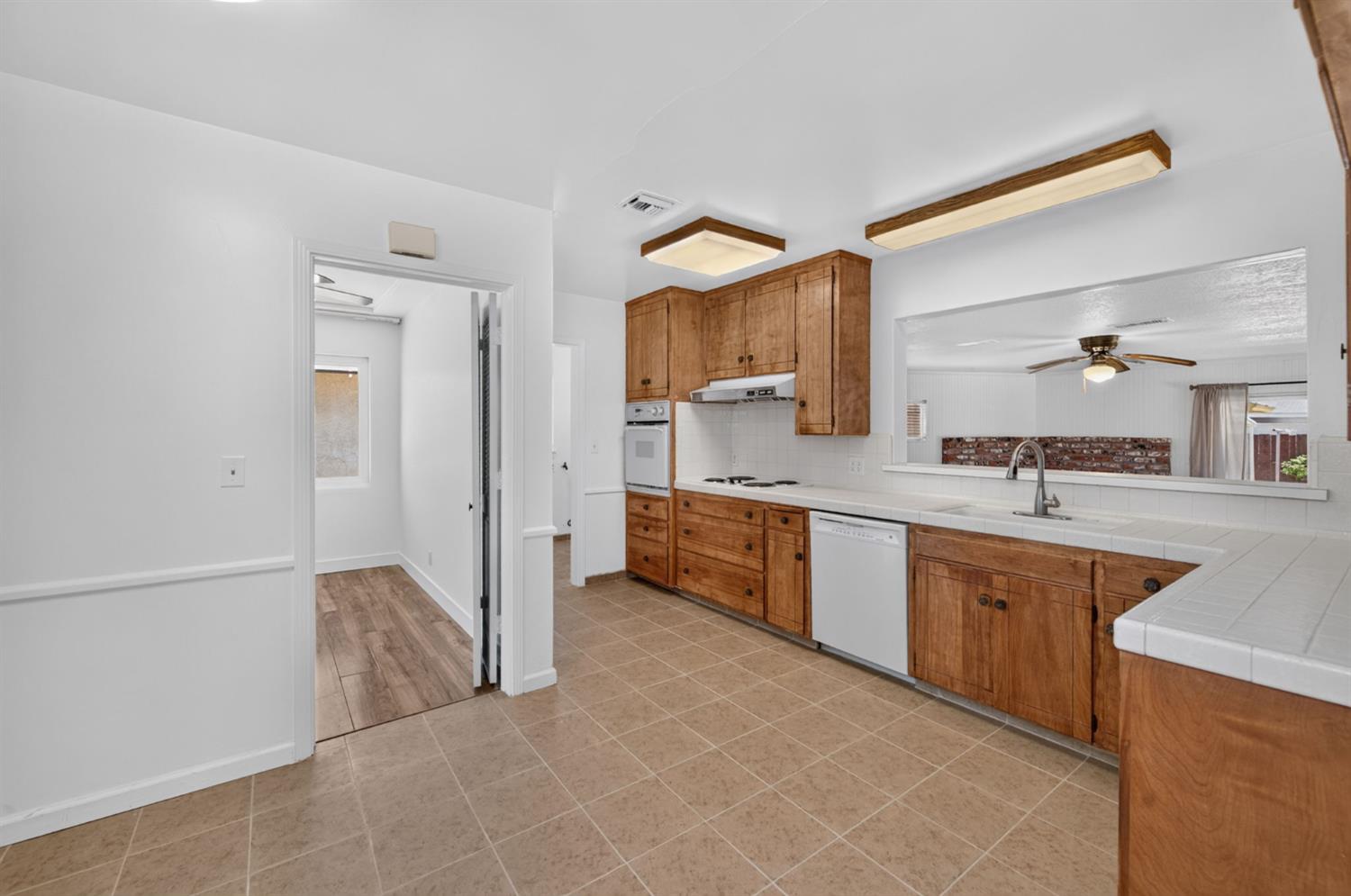 238 E Fedora Ave, Fresno, CA 93704