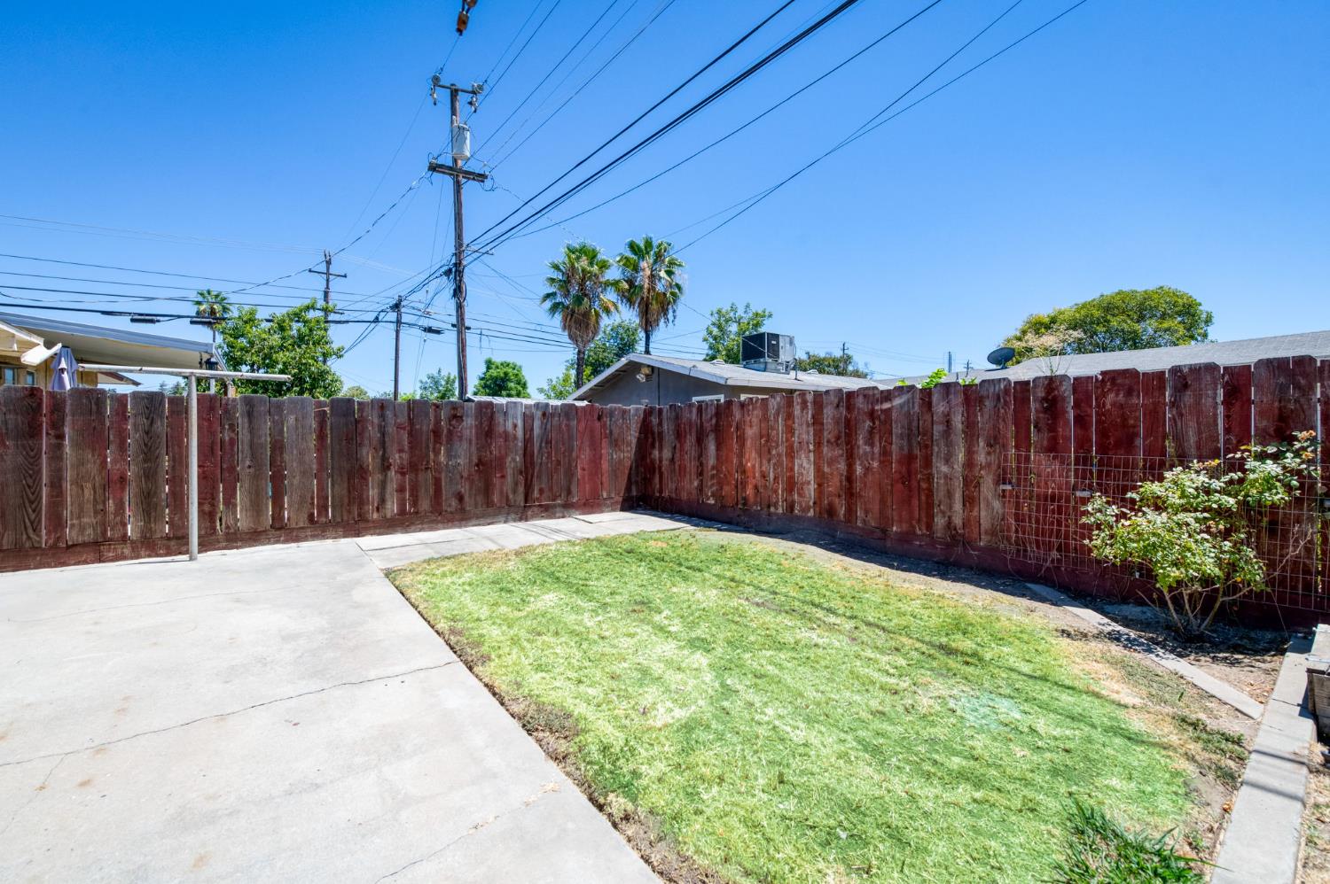 238 E Fedora Ave, Fresno, CA 93704