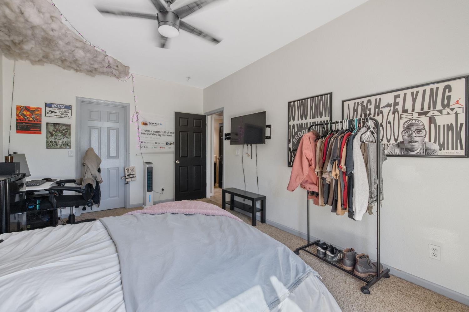 1114 Paradise Dr, Lemoore, CA 93245