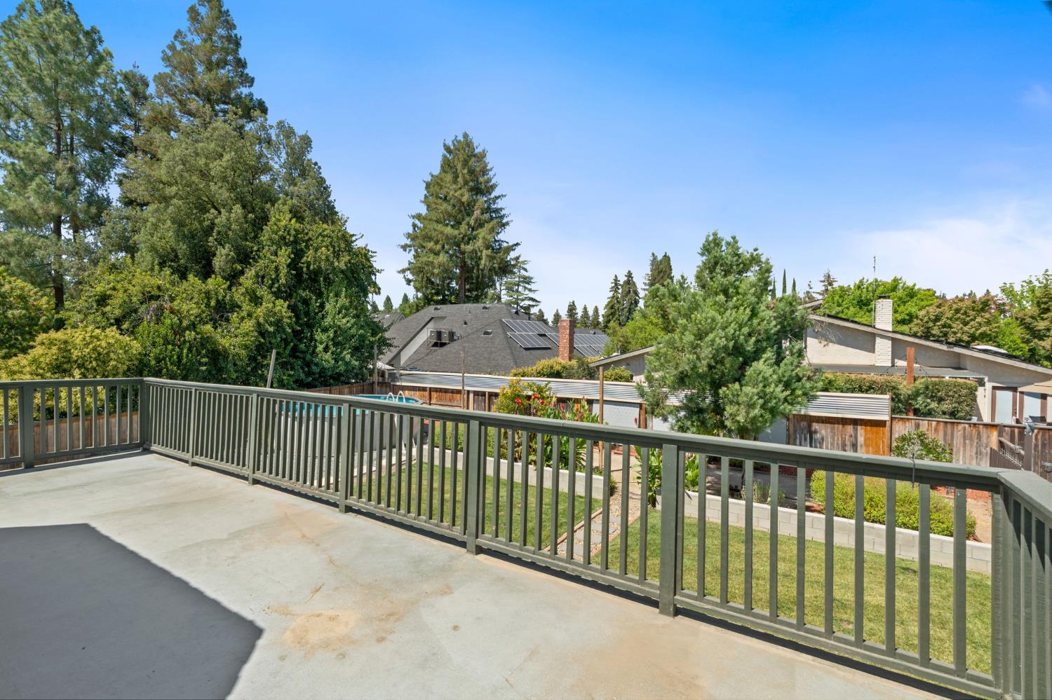 578 E Everglade Ave, Fresno, CA 93720