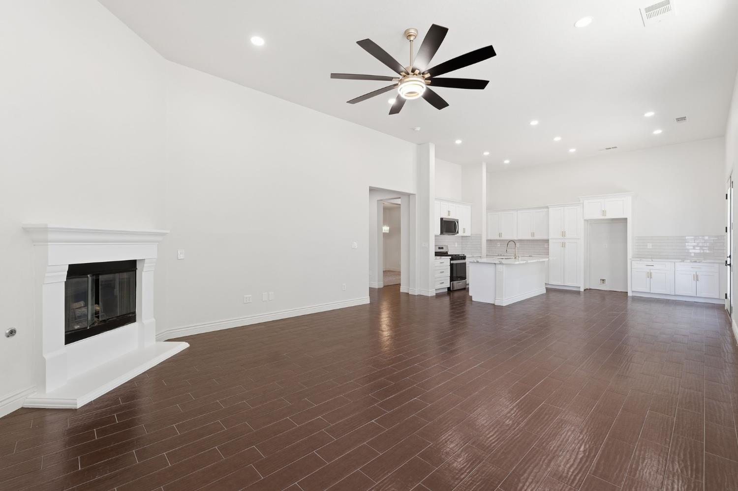 5504 Tapia Ct, Bakersfield, CA 93306