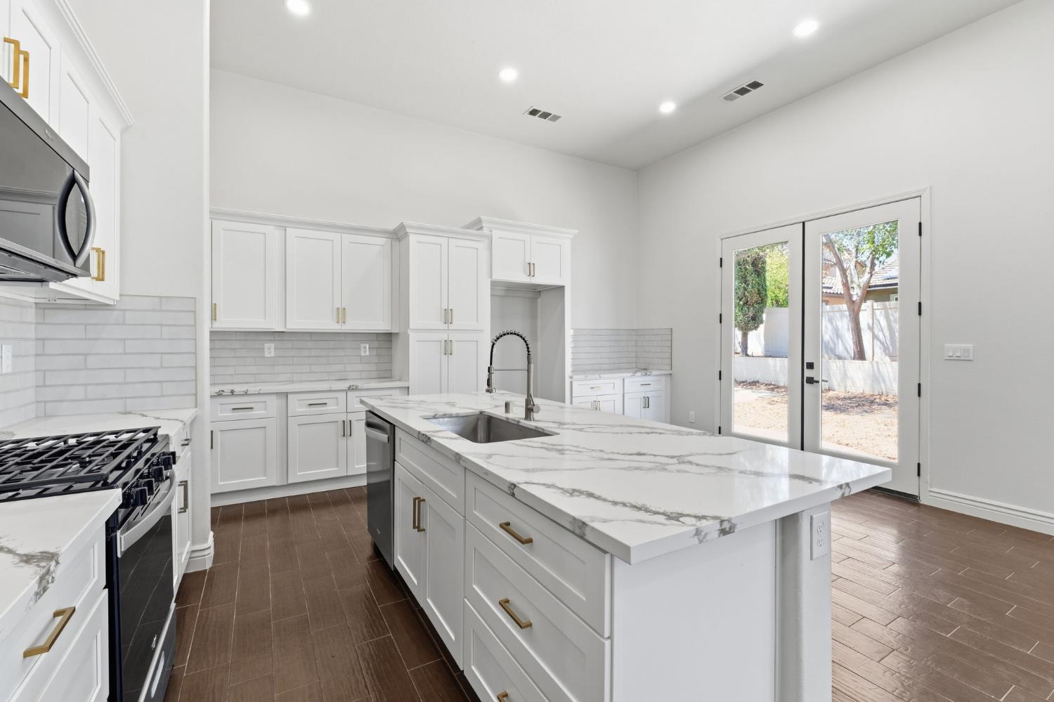 5504 Tapia Ct, Bakersfield, CA 93306