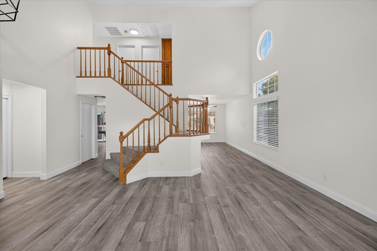 970 N Bush Ave, Clovis, CA 93611