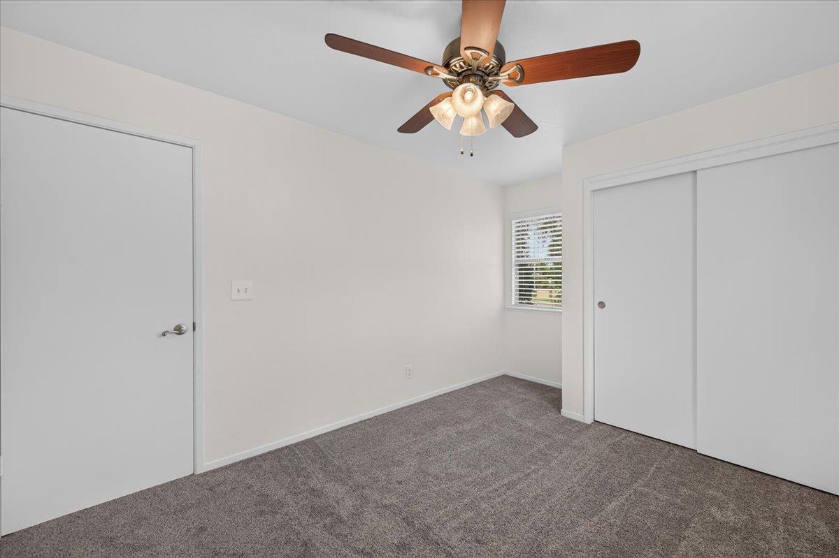 970 N Bush Ave, Clovis, CA 93611