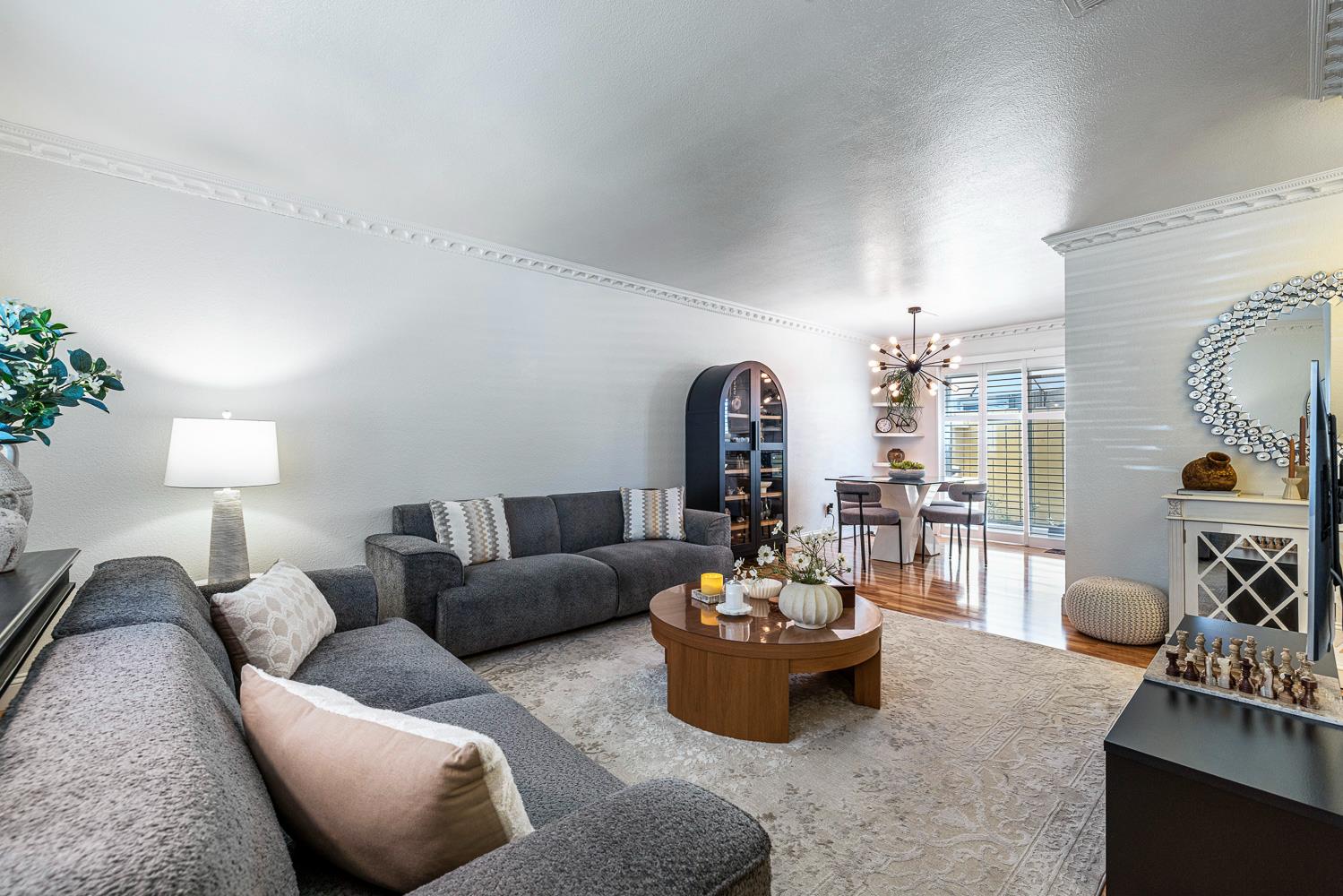 401 W Cherry Ln #B, Coalinga, CA 93210