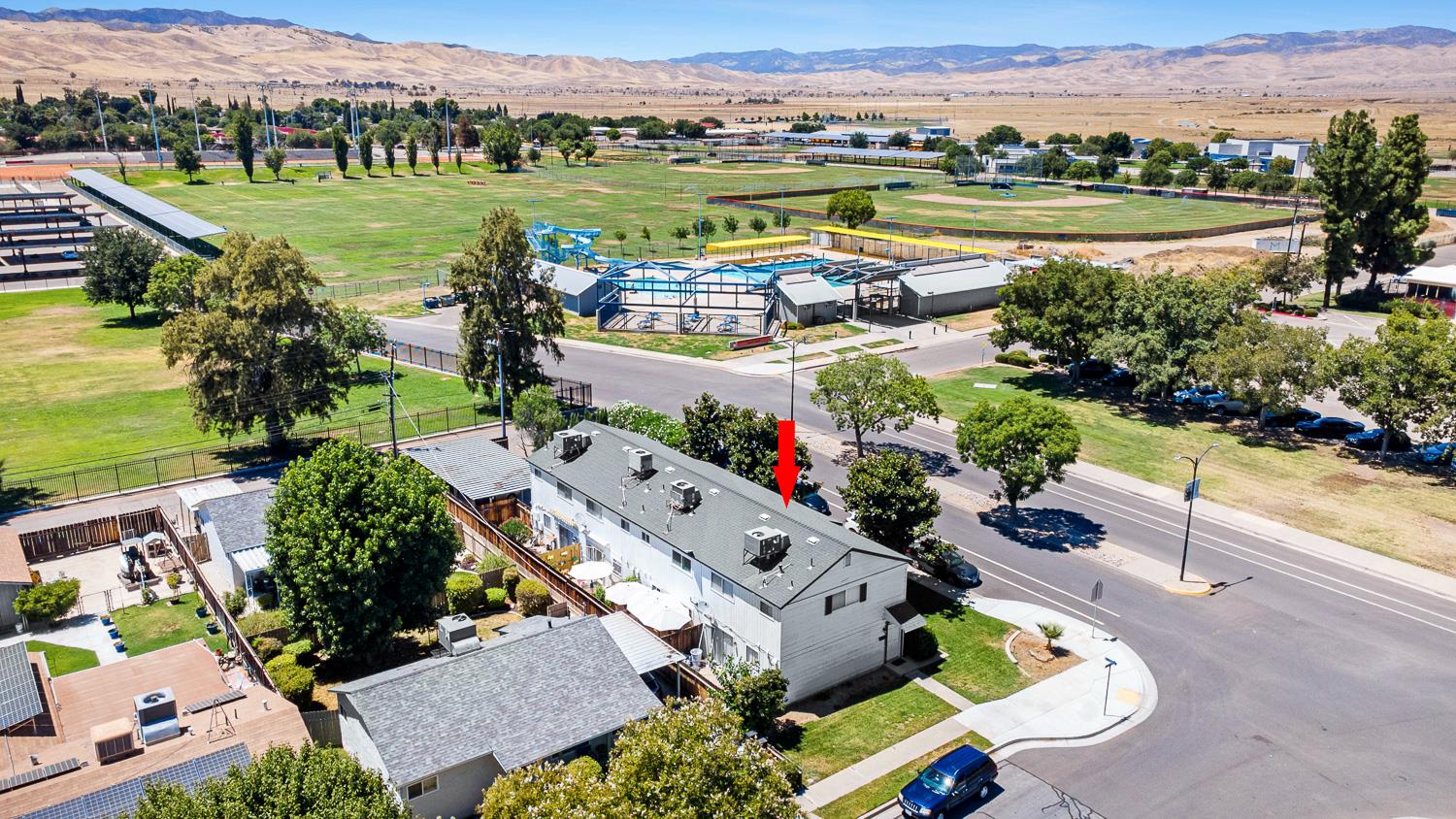 401 W Cherry Ln #B, Coalinga, CA 93210