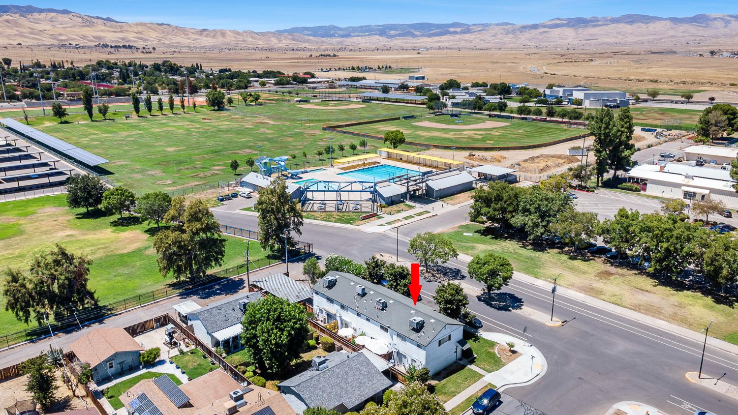 401 W Cherry Ln #B, Coalinga, CA 93210