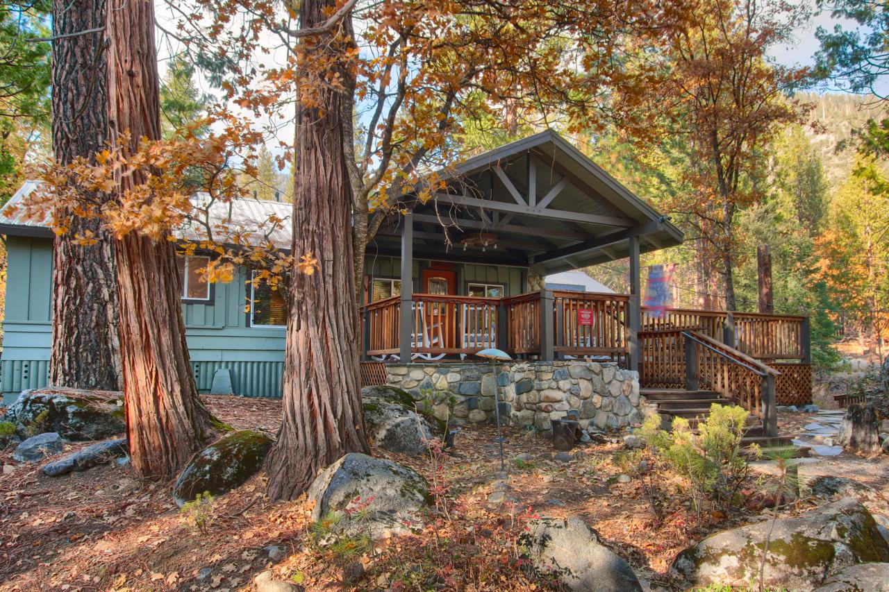 2629 Mariposa, Wawona, CA 95389