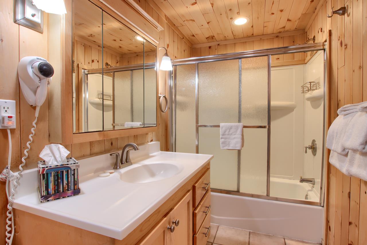 2629 Mariposa, Wawona, CA 95389