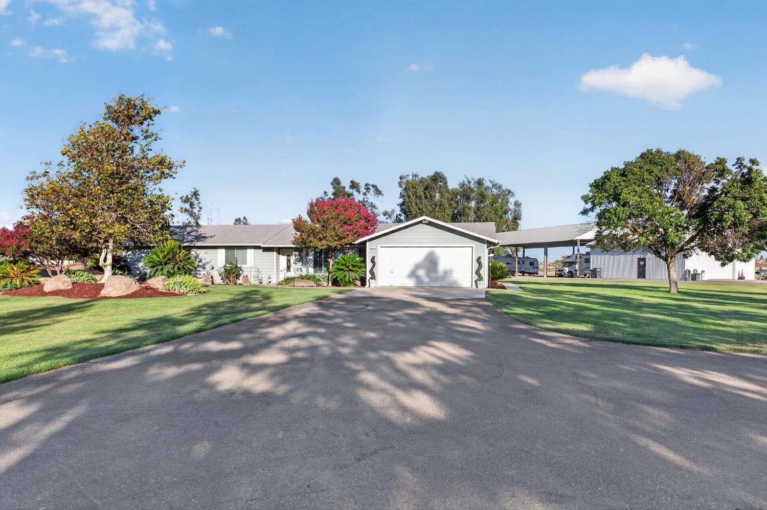 277 E Fantz Ave, Fresno, CA 93706