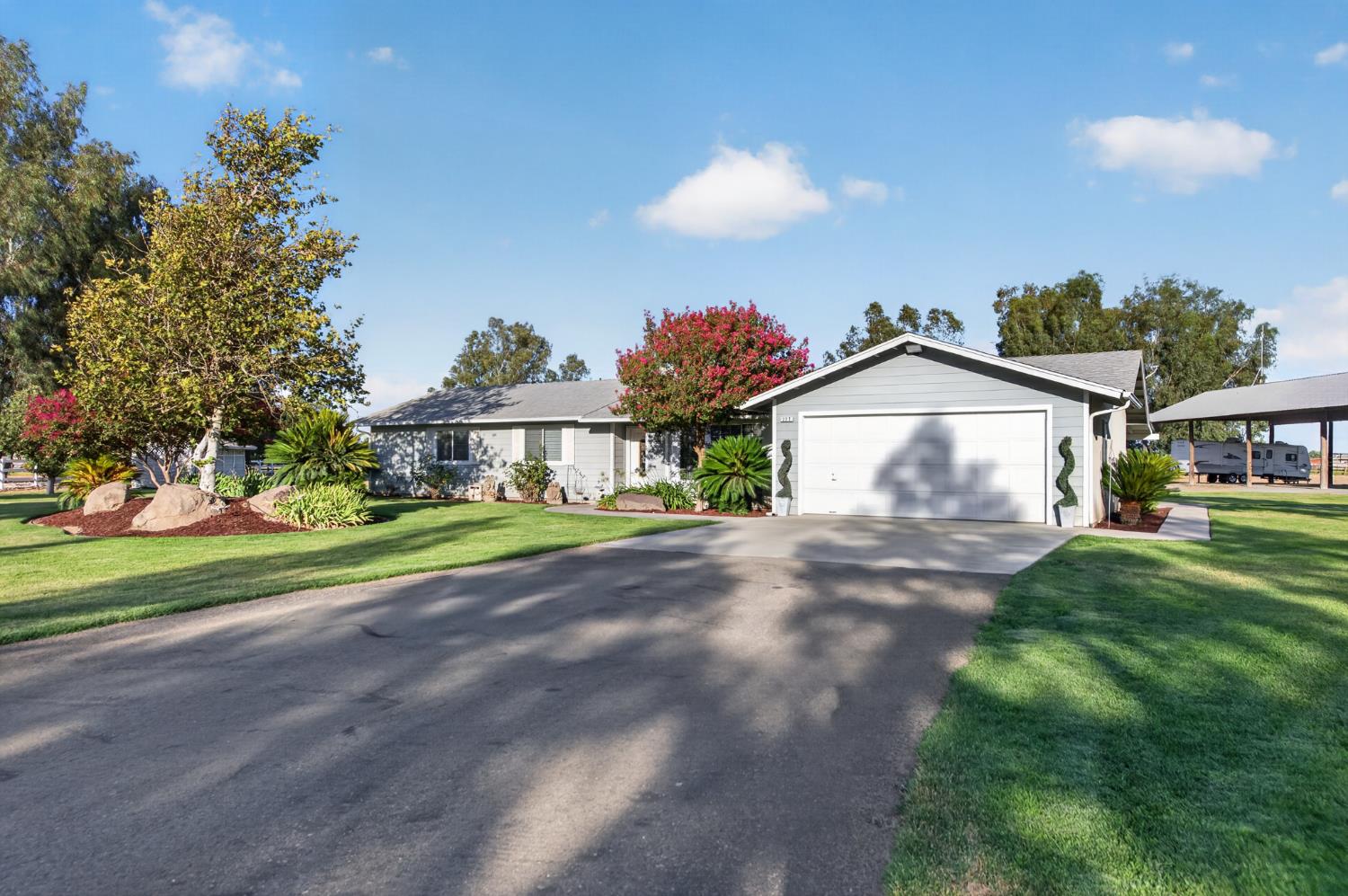 277 E Fantz Ave, Fresno, CA 93706