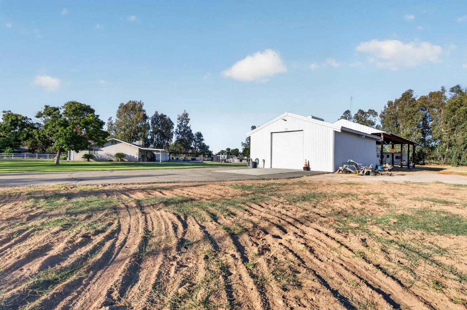 277 E Fantz Ave, Fresno, CA 93706