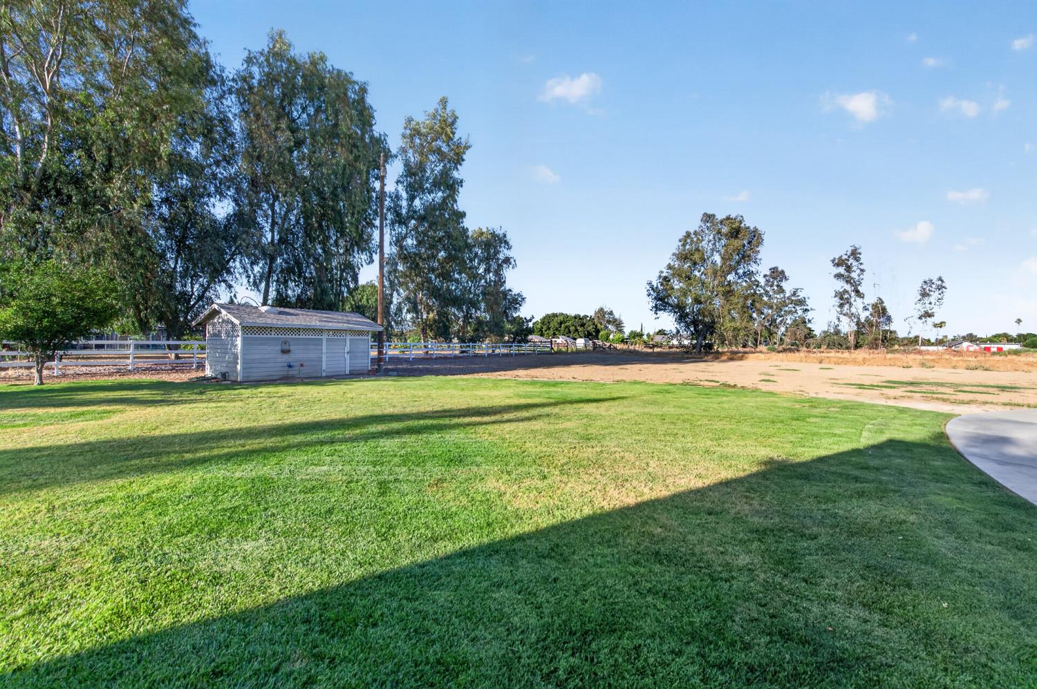 277 E Fantz Ave, Fresno, CA 93706