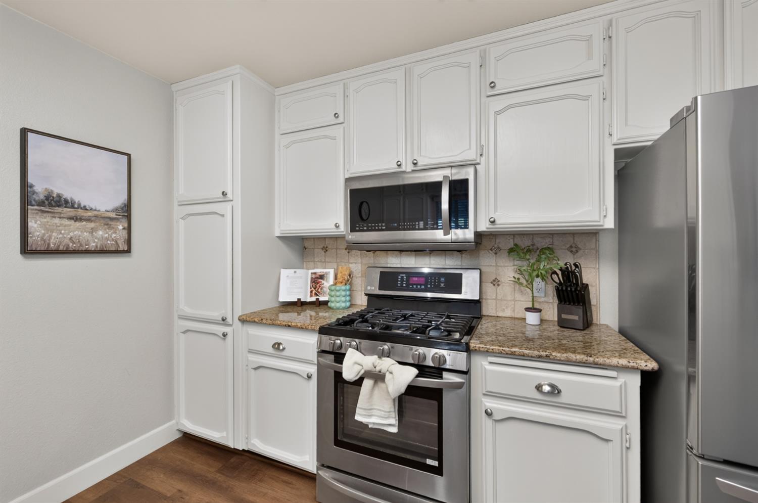 277 E Fantz Ave, Fresno, CA 93706