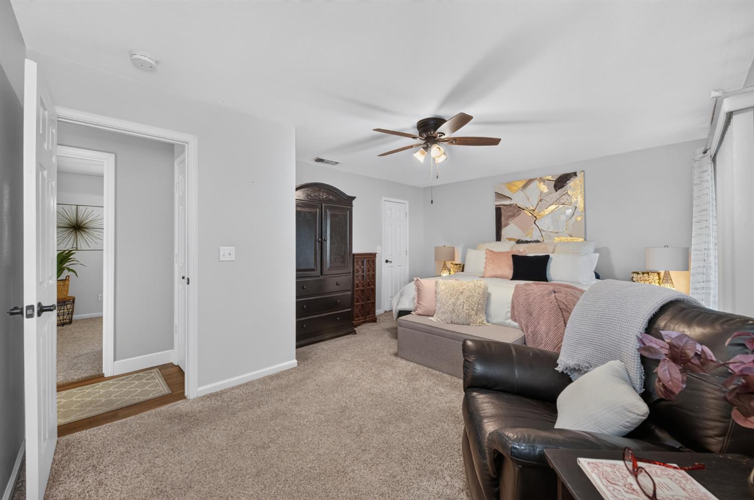 277 E Fantz Ave, Fresno, CA 93706
