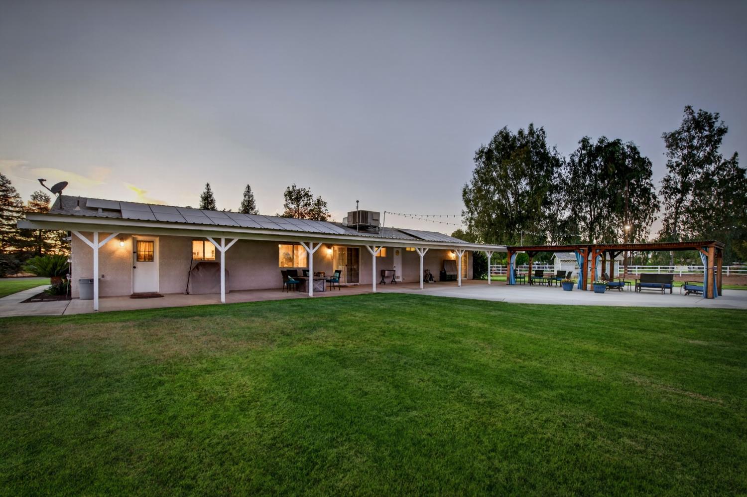 277 E Fantz Ave, Fresno, CA 93706