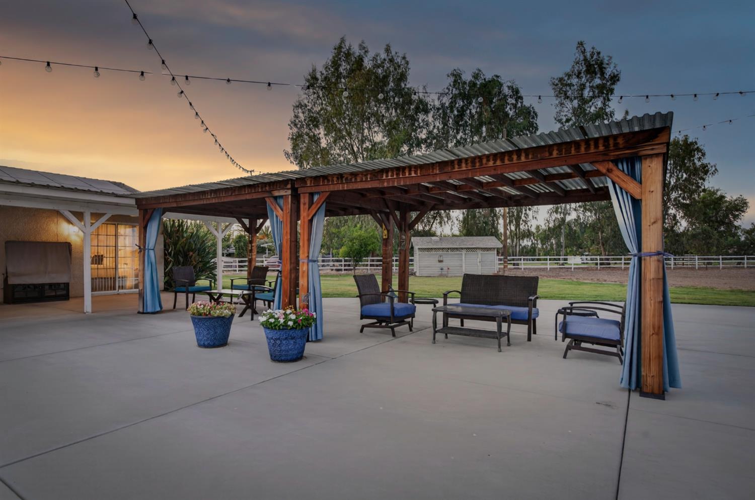 277 E Fantz Ave, Fresno, CA 93706
