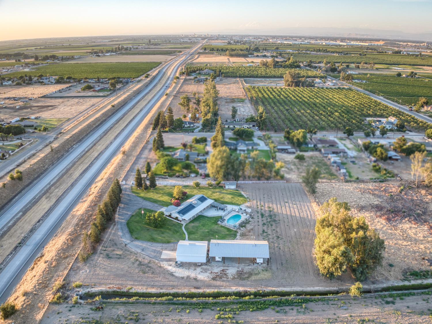 277 E Fantz Ave, Fresno, CA 93706