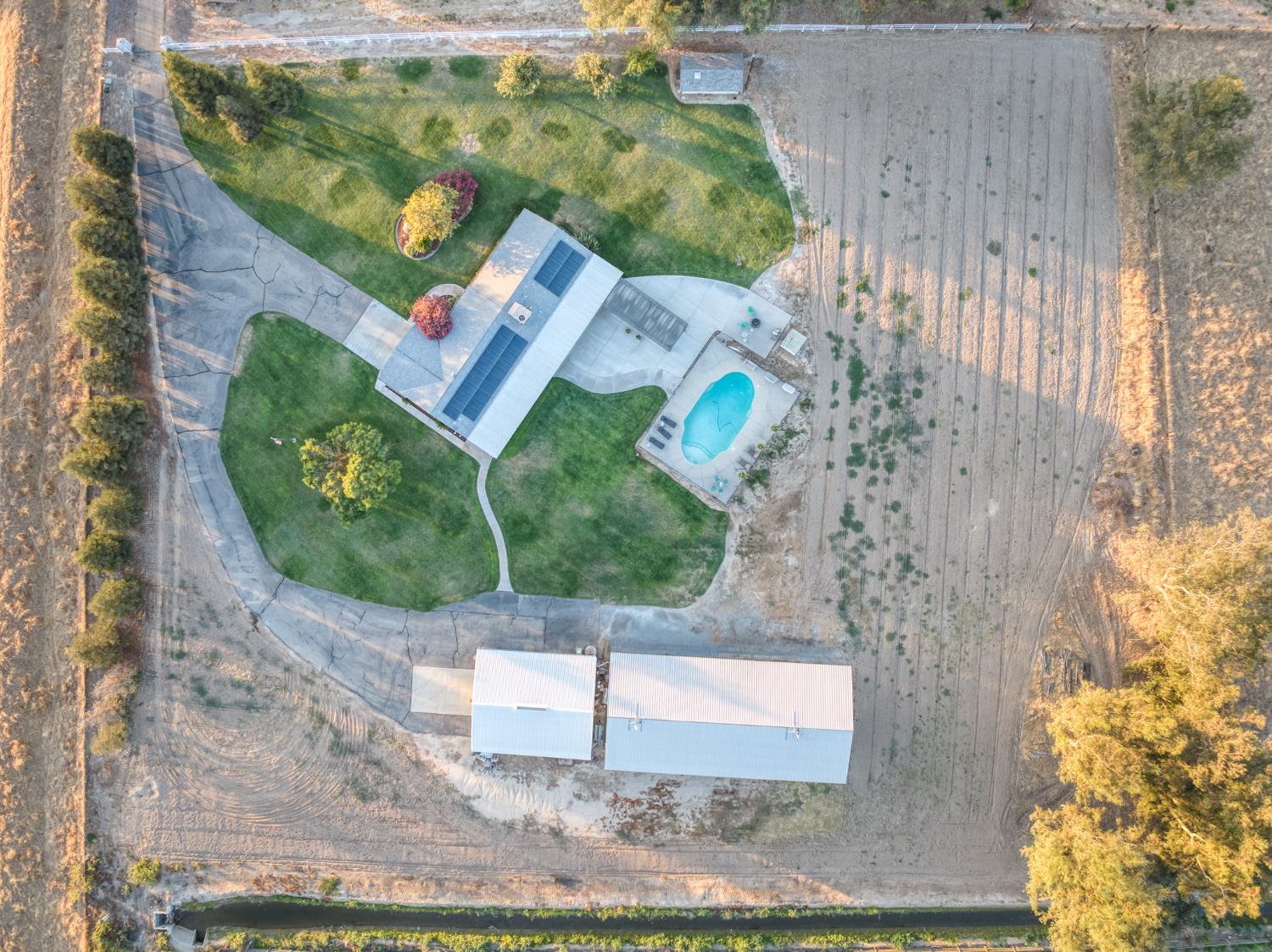 277 E Fantz Ave, Fresno, CA 93706