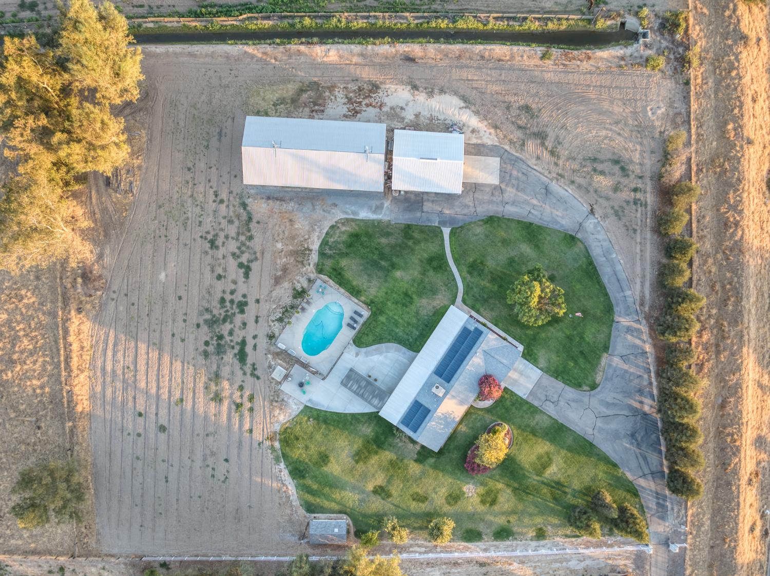 277 E Fantz Ave, Fresno, CA 93706