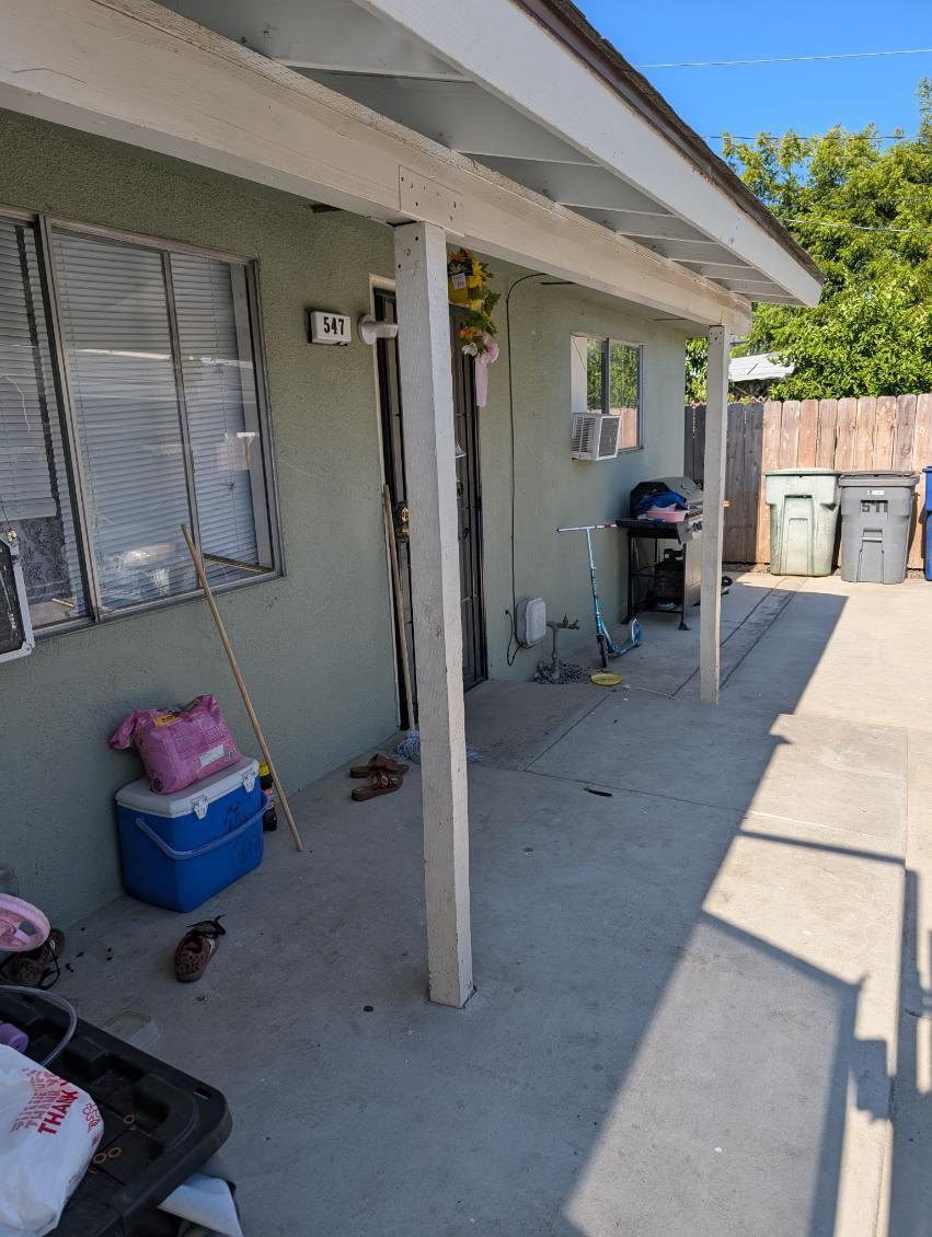545 W University Ave, Fresno, CA 93705