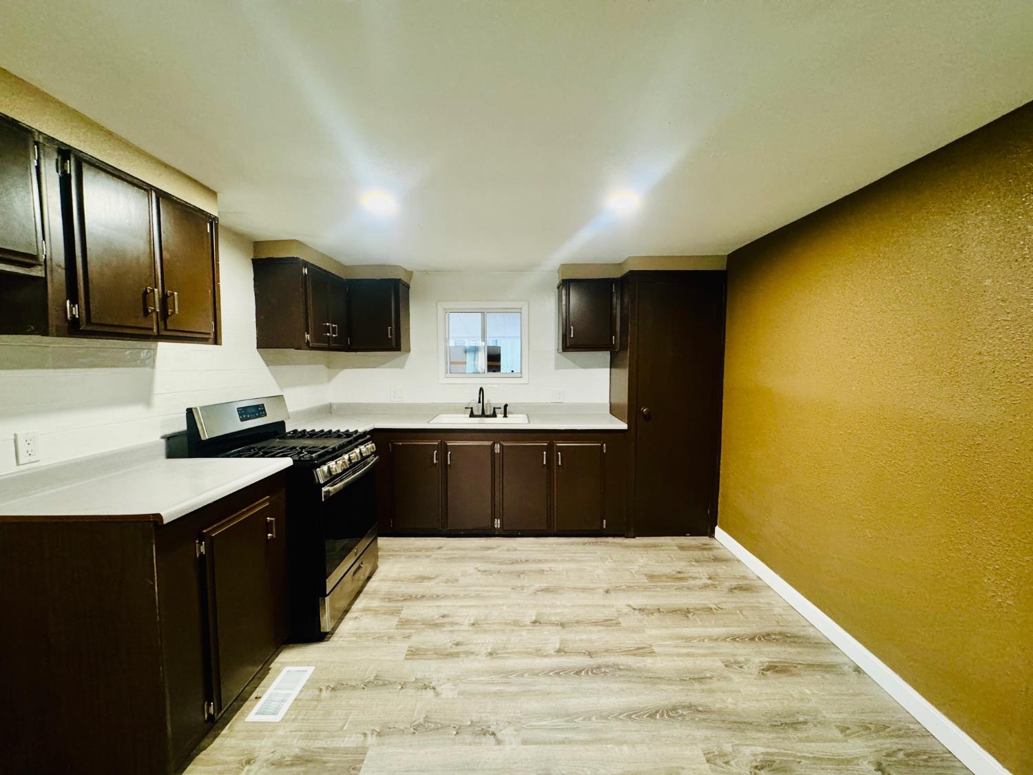 14035 Rosedale #92, Bakersfield, CA 93314