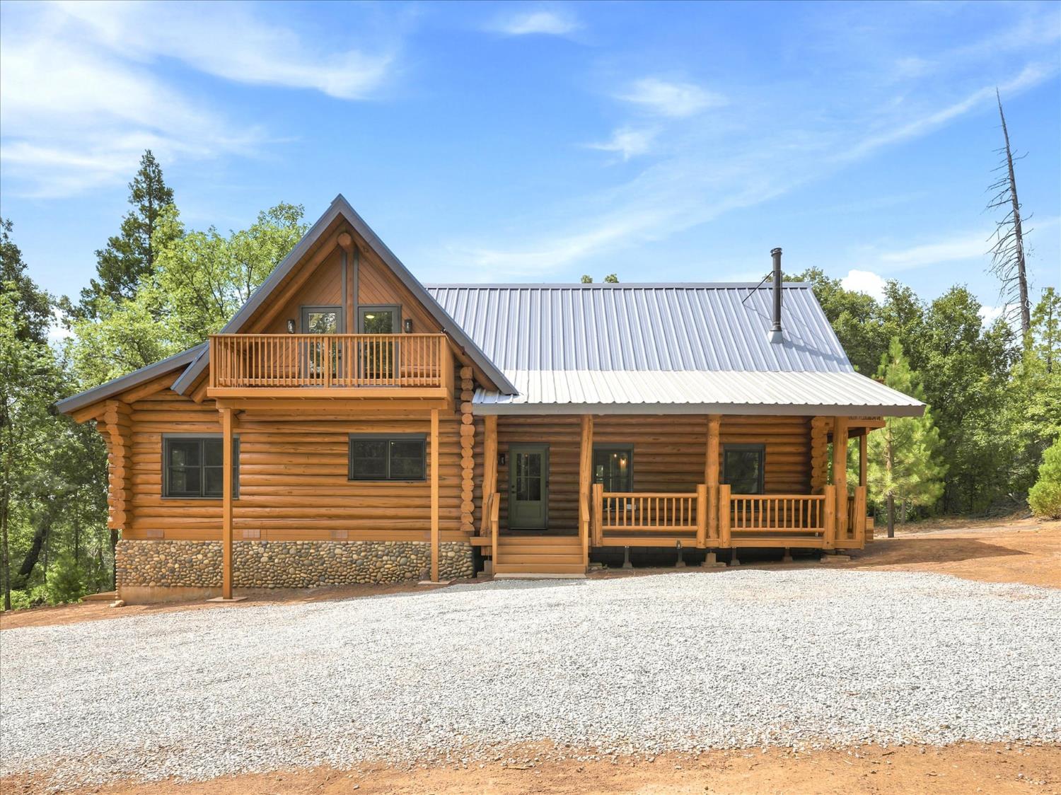 36488 Fine Gold Creek Dr, North Fork, CA 93643