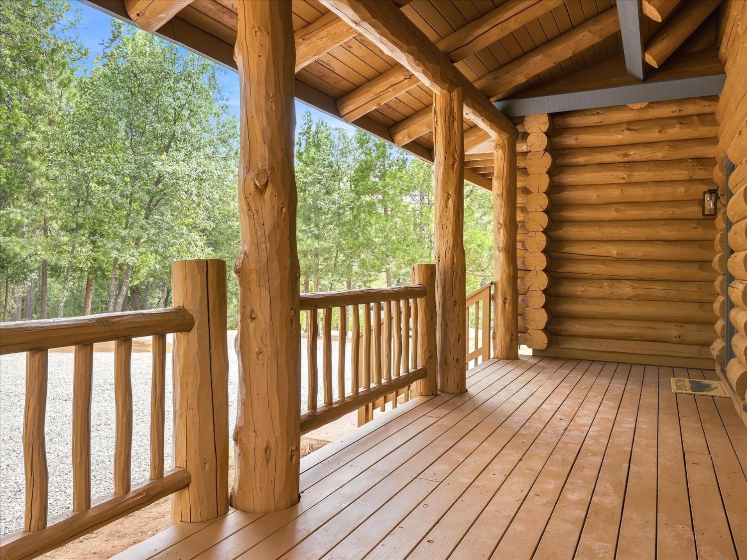 36488 Fine Gold Creek Dr, North Fork, CA 93643