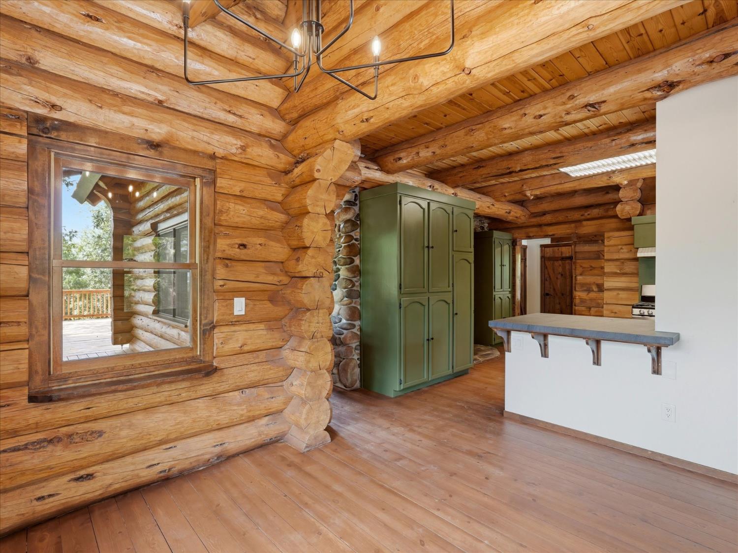 36488 Fine Gold Creek Dr, North Fork, CA 93643