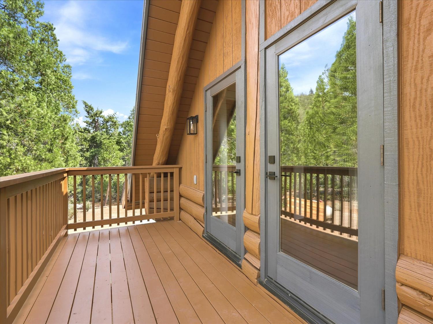 36488 Fine Gold Creek Dr, North Fork, CA 93643