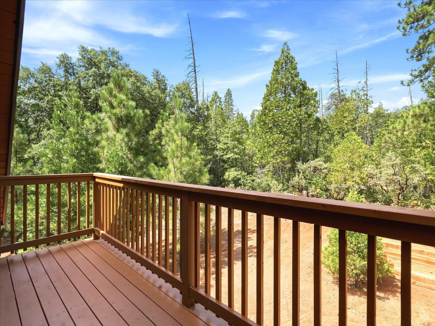 36488 Fine Gold Creek Dr, North Fork, CA 93643