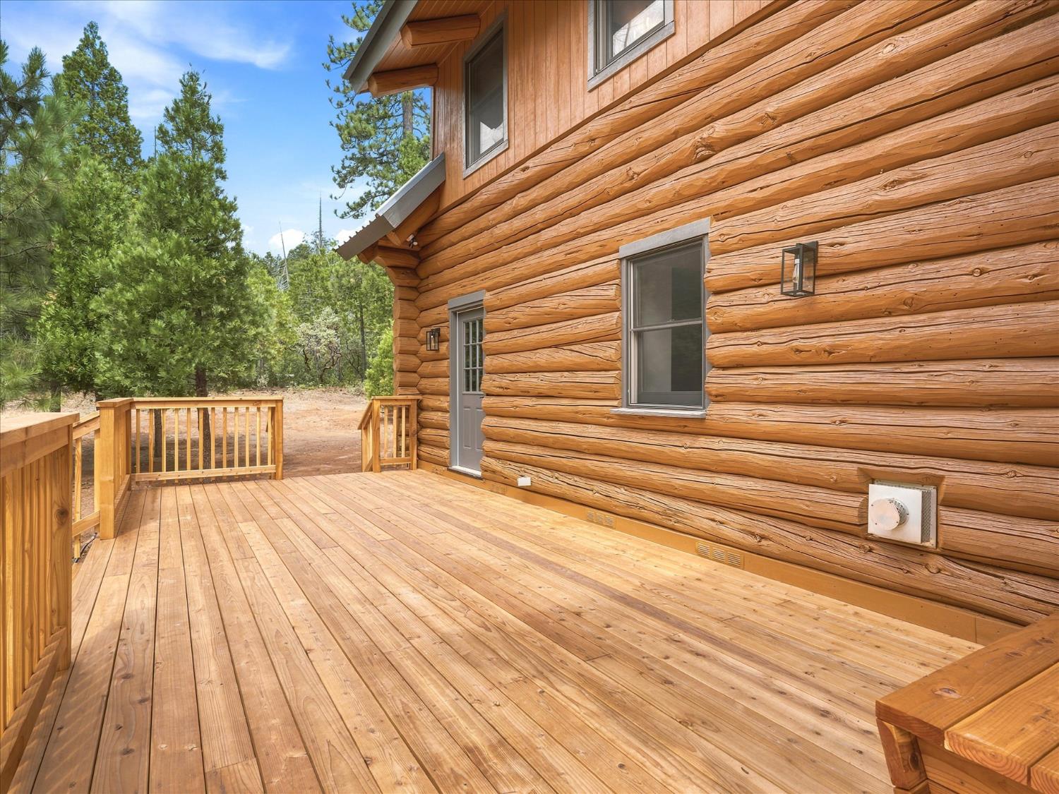 36488 Fine Gold Creek Dr, North Fork, CA 93643